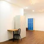 Reddoorz Hostel Near Taman Puring