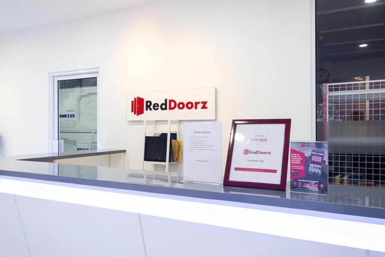 Reddoorz Near Taman Puring