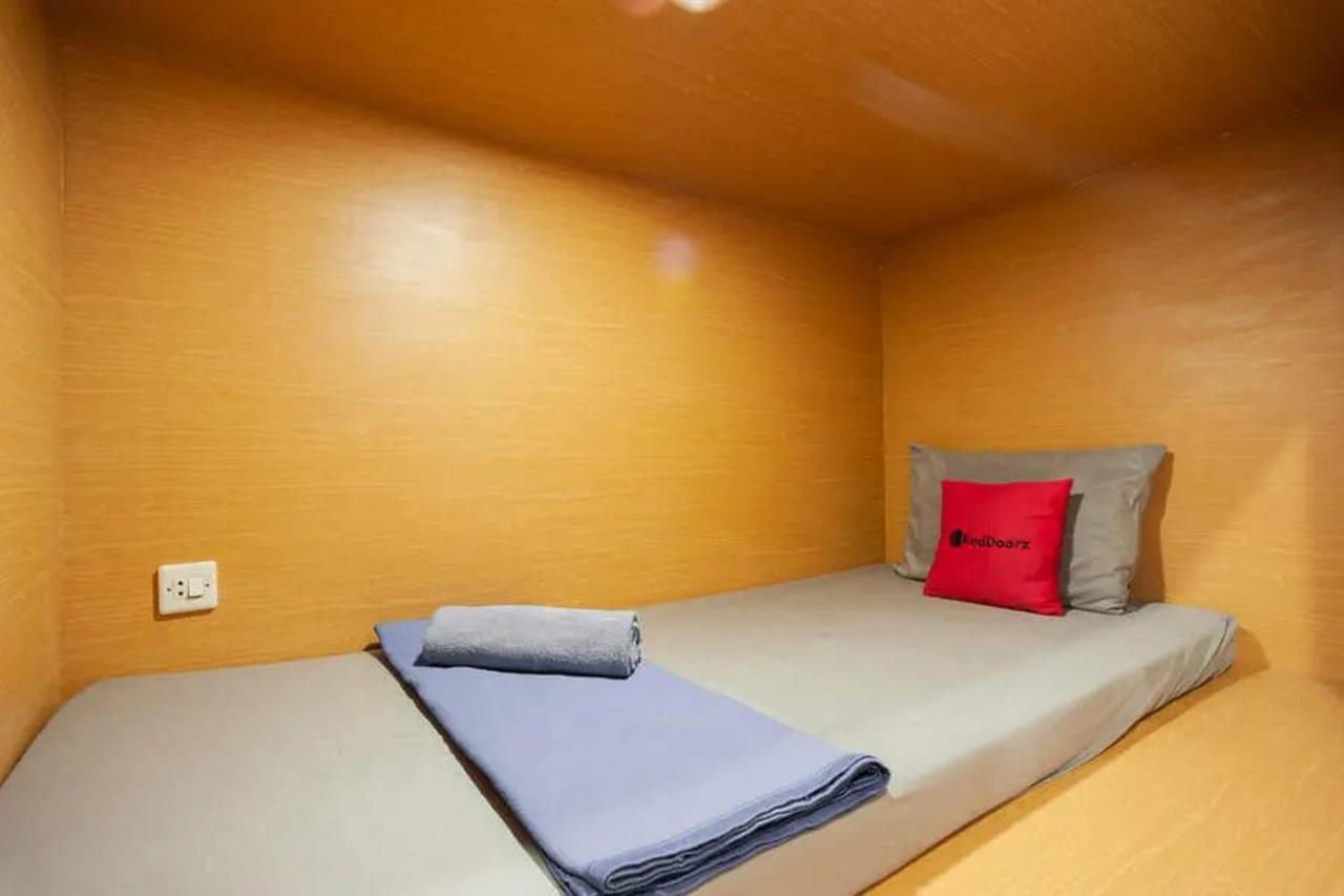 Reddoorz Near Taman Puring 2* Jakarta